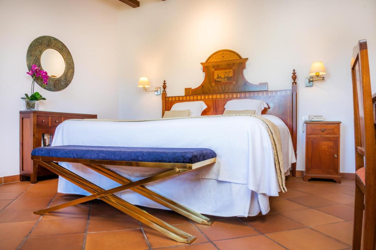 Ca's Curial - - Adults Only Farm stay *