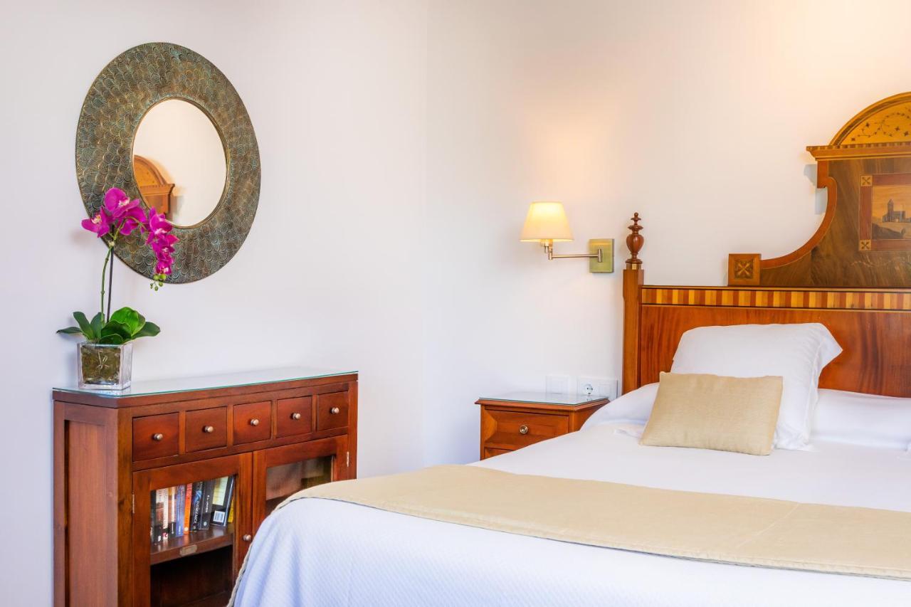 Ca's Curial - - Adults Only Farm stay *