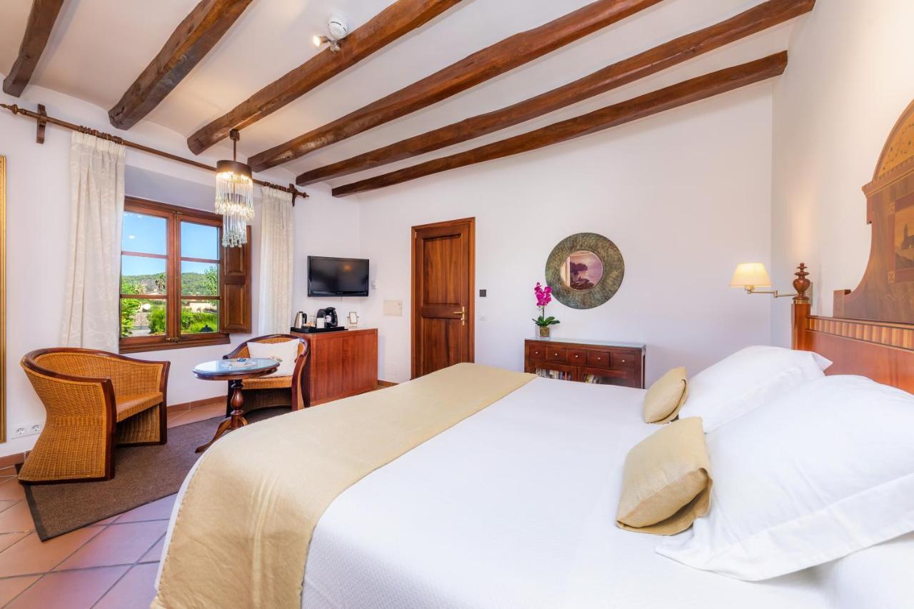 Ca's Curial - - Adults Only Soller